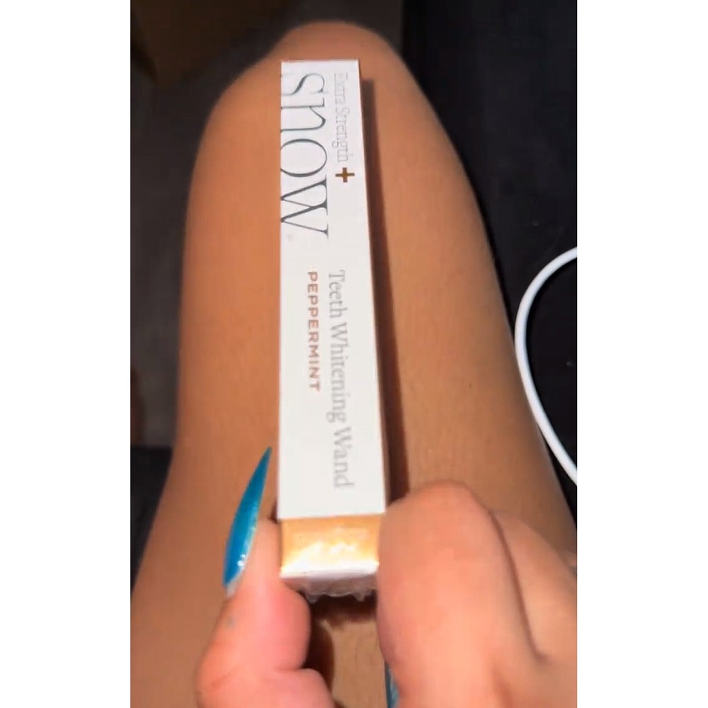 SNOW Extra Strength Teeth Whitening Wand Peppermint Flavor New Sealed
